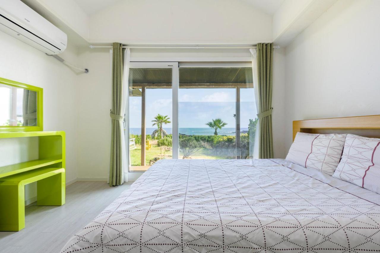 Jeju Turning Point Pension Seogwipo Eksteriør bilde